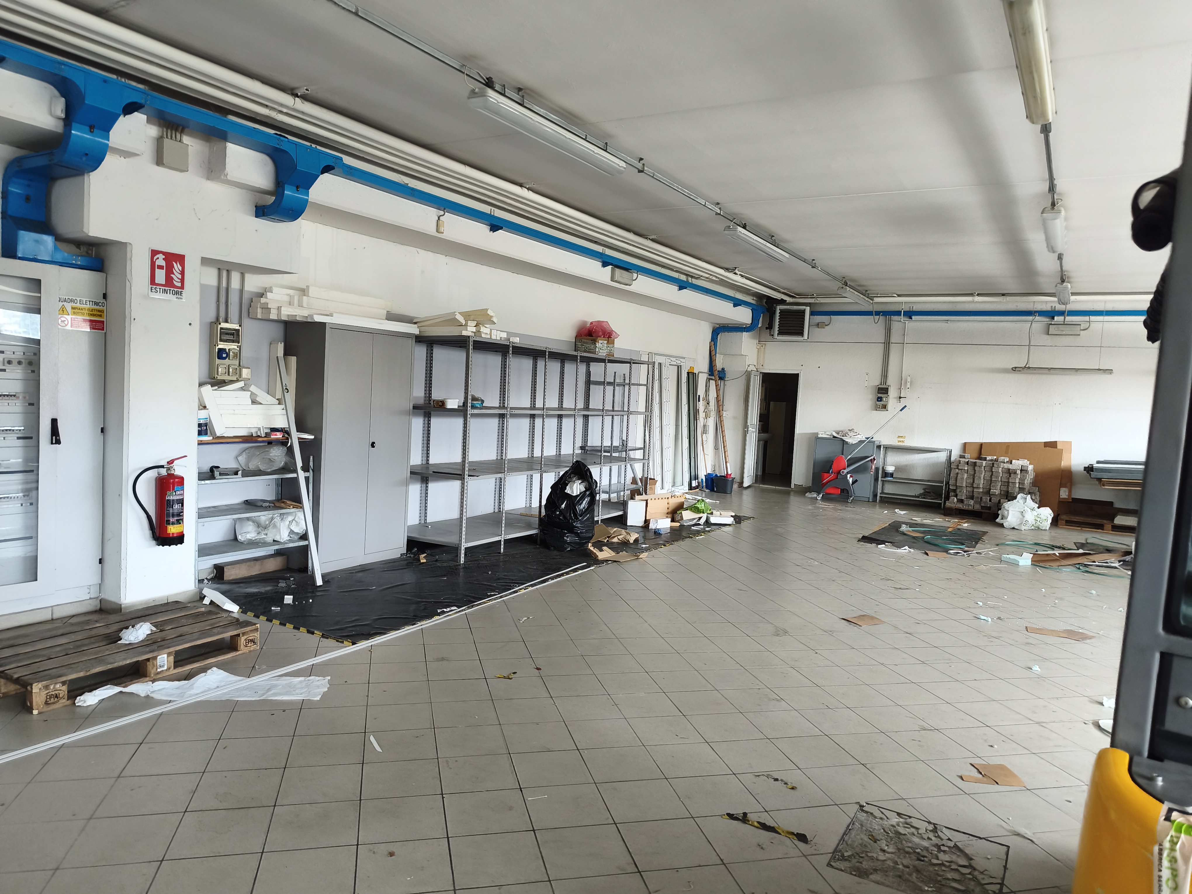 Via Modena 267 – Piano terra e area operativa – foto 4