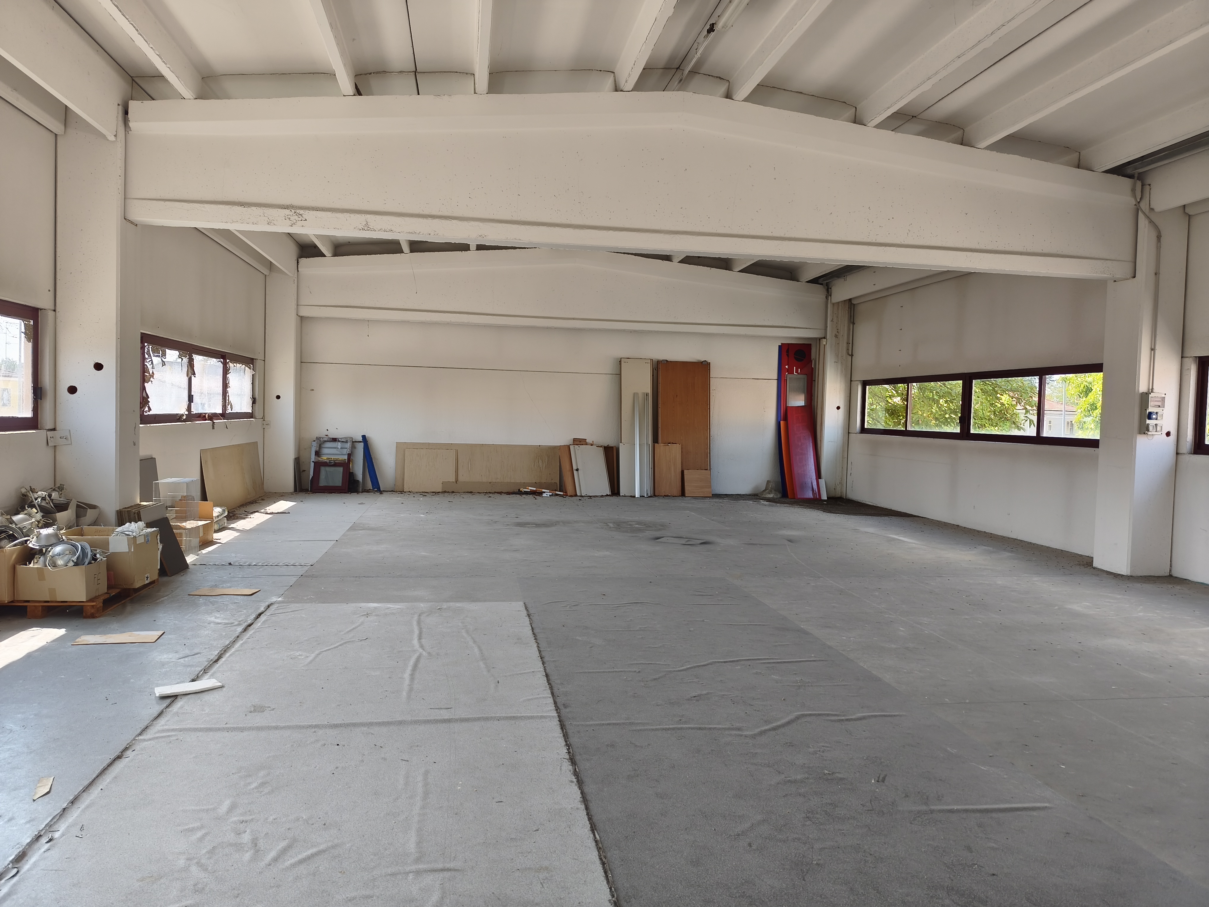 Via Modena 267 – Showroom e uffici – foto 6