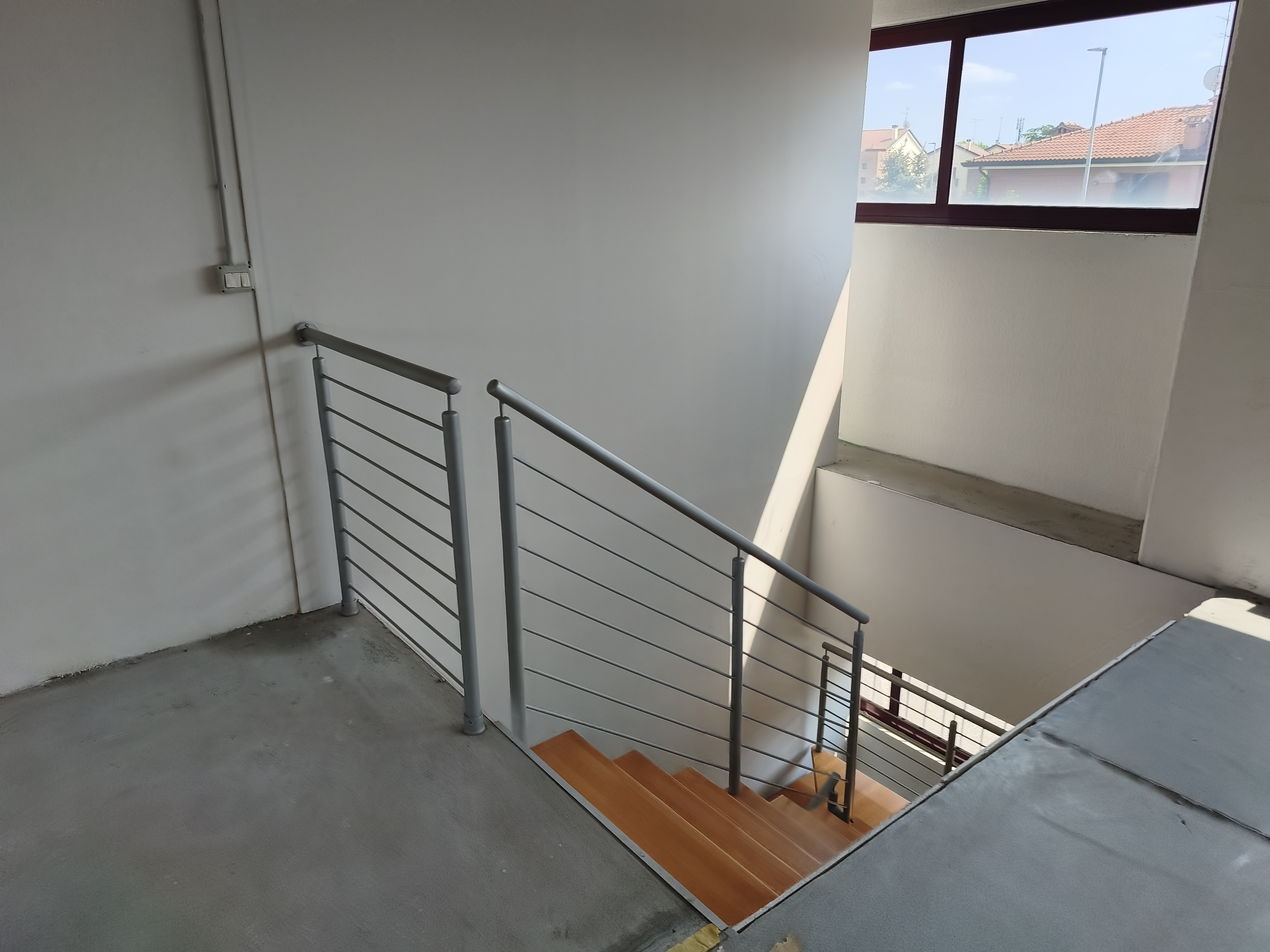 Via Modena 267 – Scala, ascensore e collegamenti – foto 3