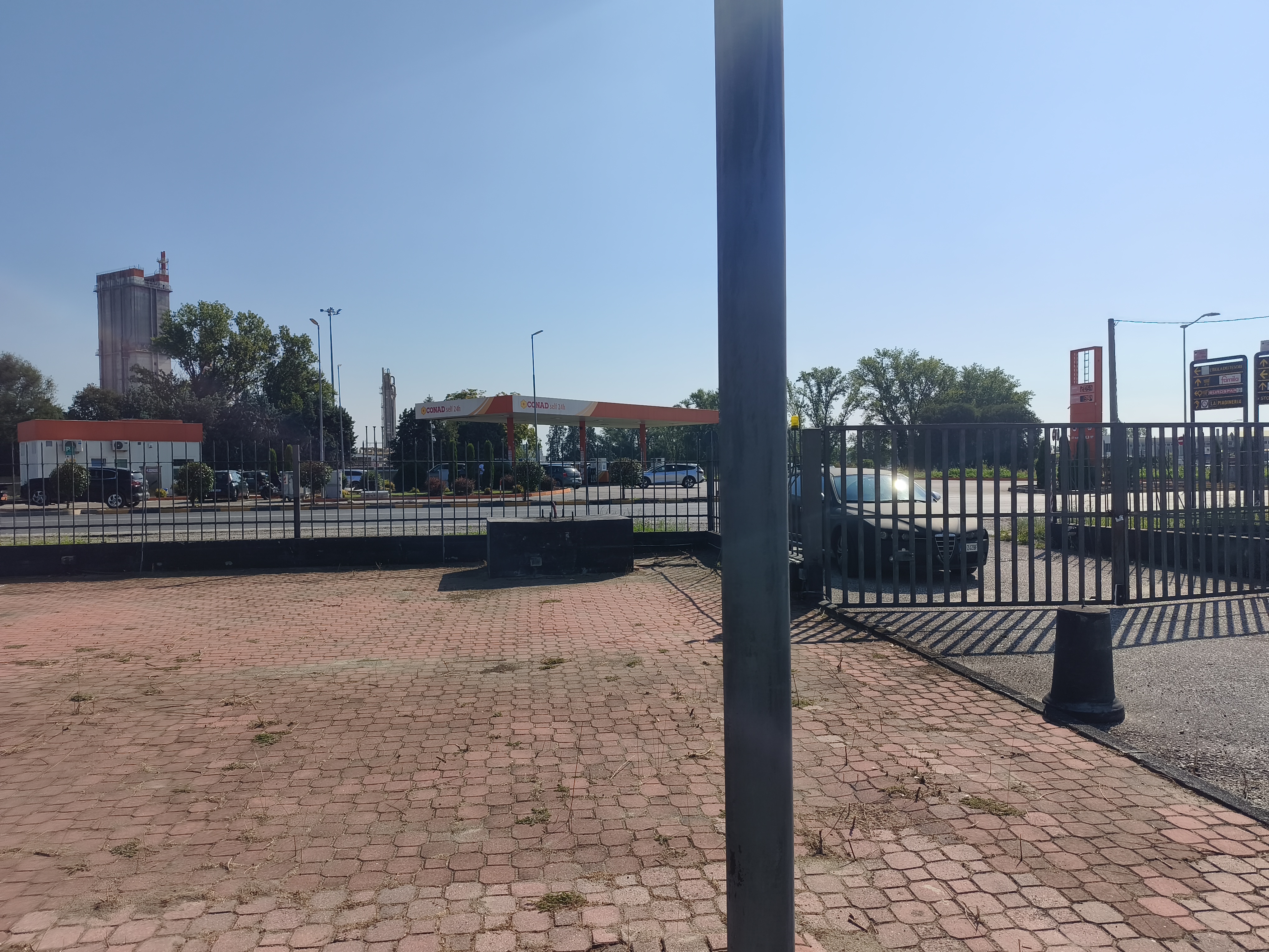 Via Eridano 7 – Esterni, facciata e parcheggio – foto 5